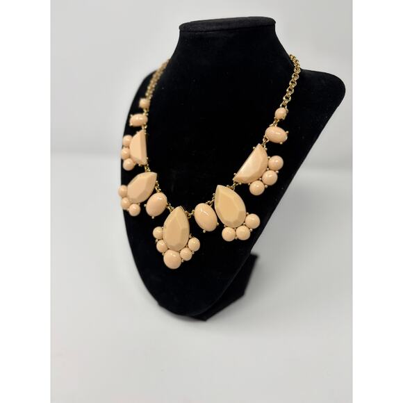 Kate Spade 20" Day Tripper Bib Statement Necklace Adjustable Blush w/ Gold Tone - Picture 3 of 7